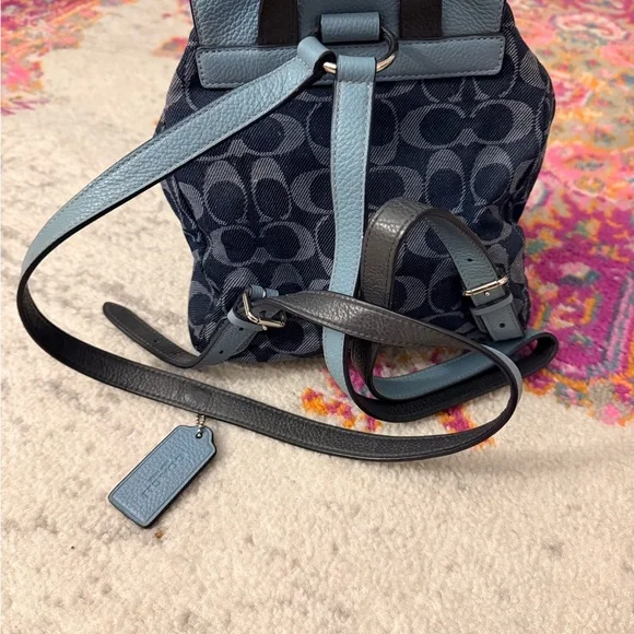 Coach mini backpack. - Picture 6 of 8